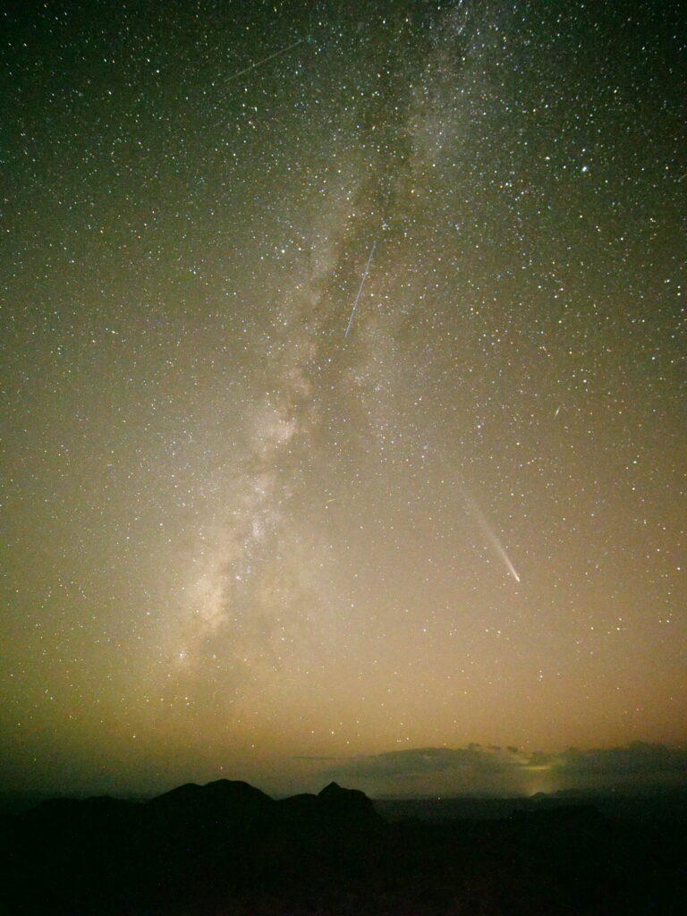 Dual Meteors and a Comet